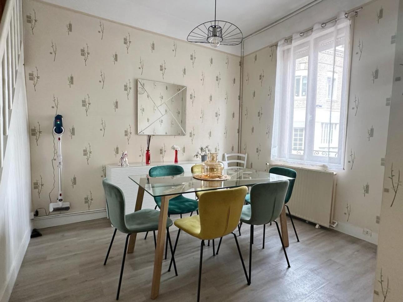 Amienoise 5 Chambres Proche Centre Ville อาเมียงส์ ภายนอก รูปภาพ